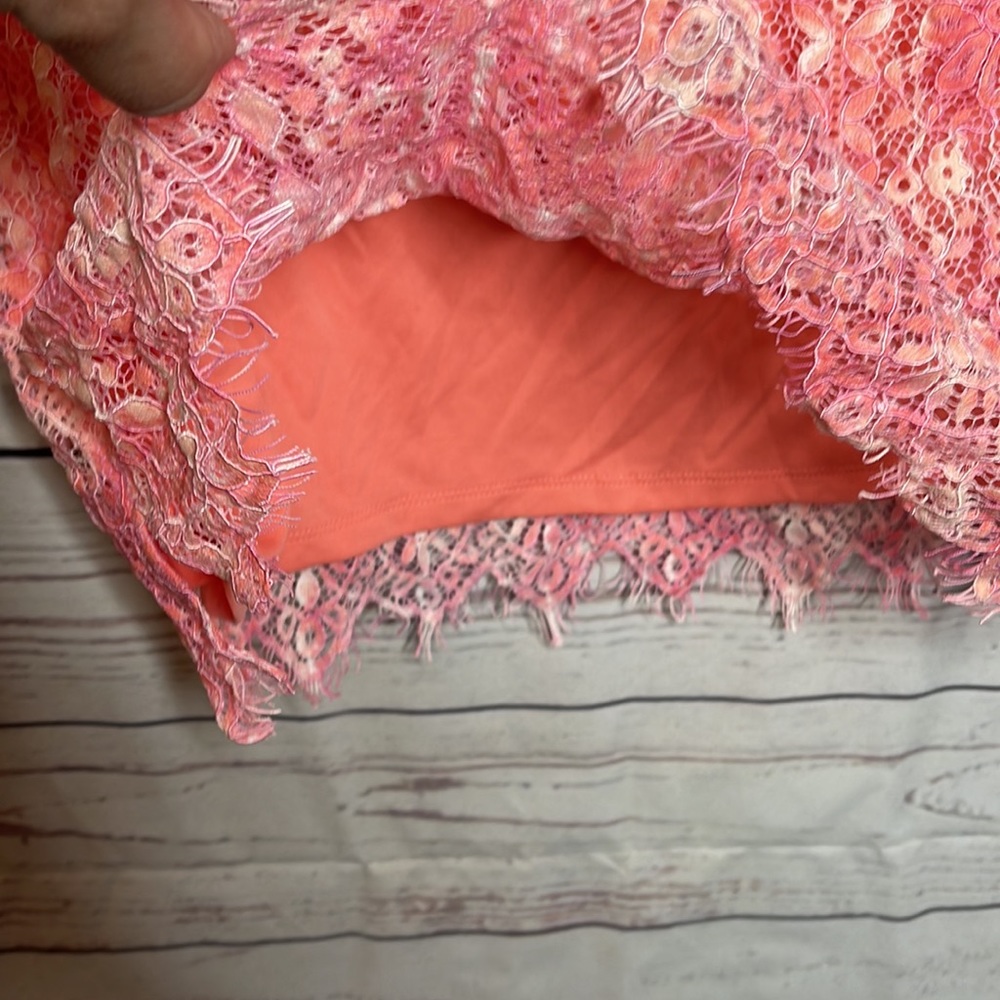 Isaac Mizrahi Live Peachy Pink Lined Lace V Neck S/S Blouse Sz XL! - Picture 3 of 8